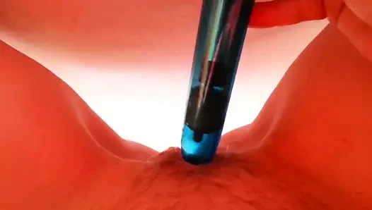 Benim gerçekten ıslak kedi ile küçük yapay penis