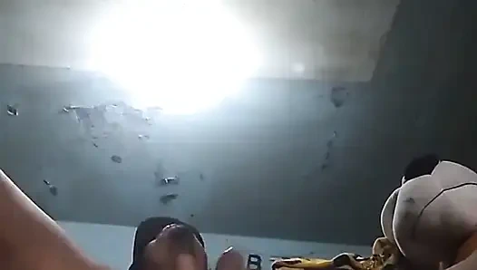 Sertleşmiş penisimle yalnız kaldım