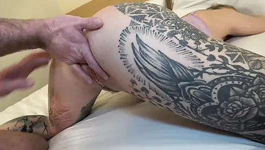 Evli adam beni sert sikiyor.