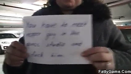 Fatty onu cezbeder ve arkadan alır