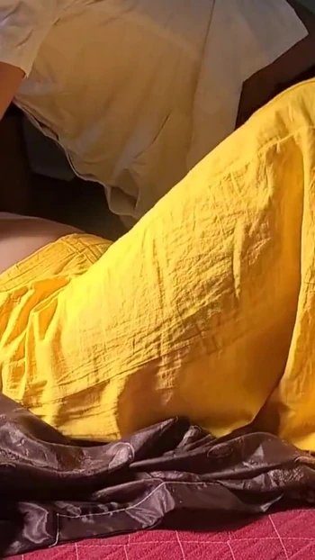 Сногсшибательный момент из "Доктор убедил медсестру больницы и имел романтический секс с медсестрой дома"