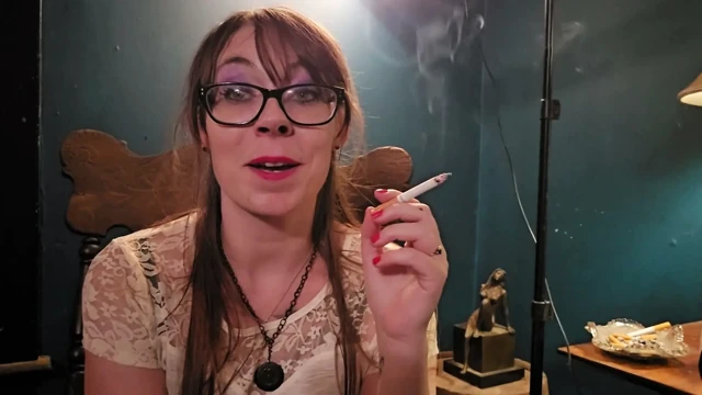 Sadece çok sigara içiyorum