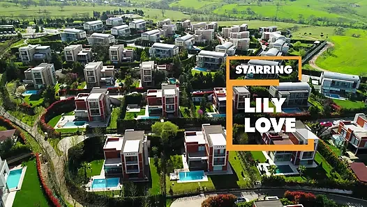 Seksi orta yaşlı seksi evli kadın Lily Love bakış açısıyla sikişiyor ve yüzüne boşalıyor - itspov