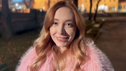 Eski bir sınıf arkadaşımla tanıştım ve onu aynı gün siktim!