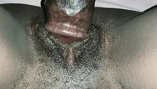 Büyük zenci yarağı sıska lagos kızı sikiyor