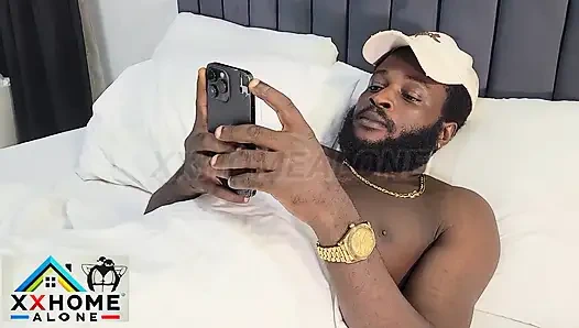 Naija pure taboo - minyon üvey kız büyük siyah yarağı sikiyor