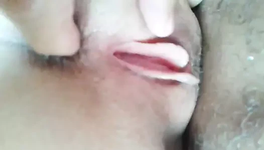 Cono mojado ıslak amcık oyunu