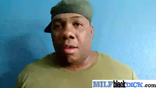 Seks eylem ile büyük uzun sert siyah horoz içinde muhteşem milf (va)