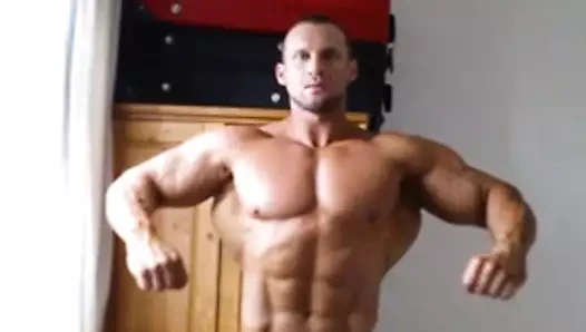 Str8 vücut geliştirmeci büyük esneme