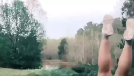 seksi kıkırdayan göt amuda yürüme yapıyor