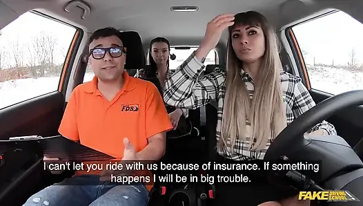 Kar ve büyük memeler arasında sıkıştı