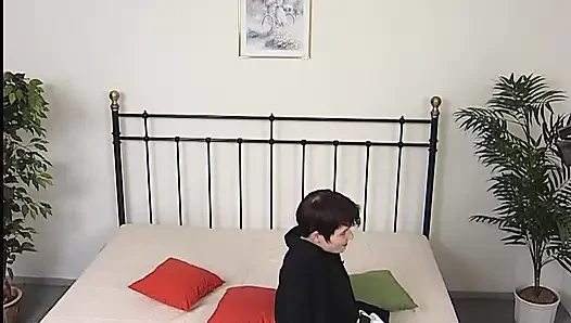 Yatağa bağlı sert seks