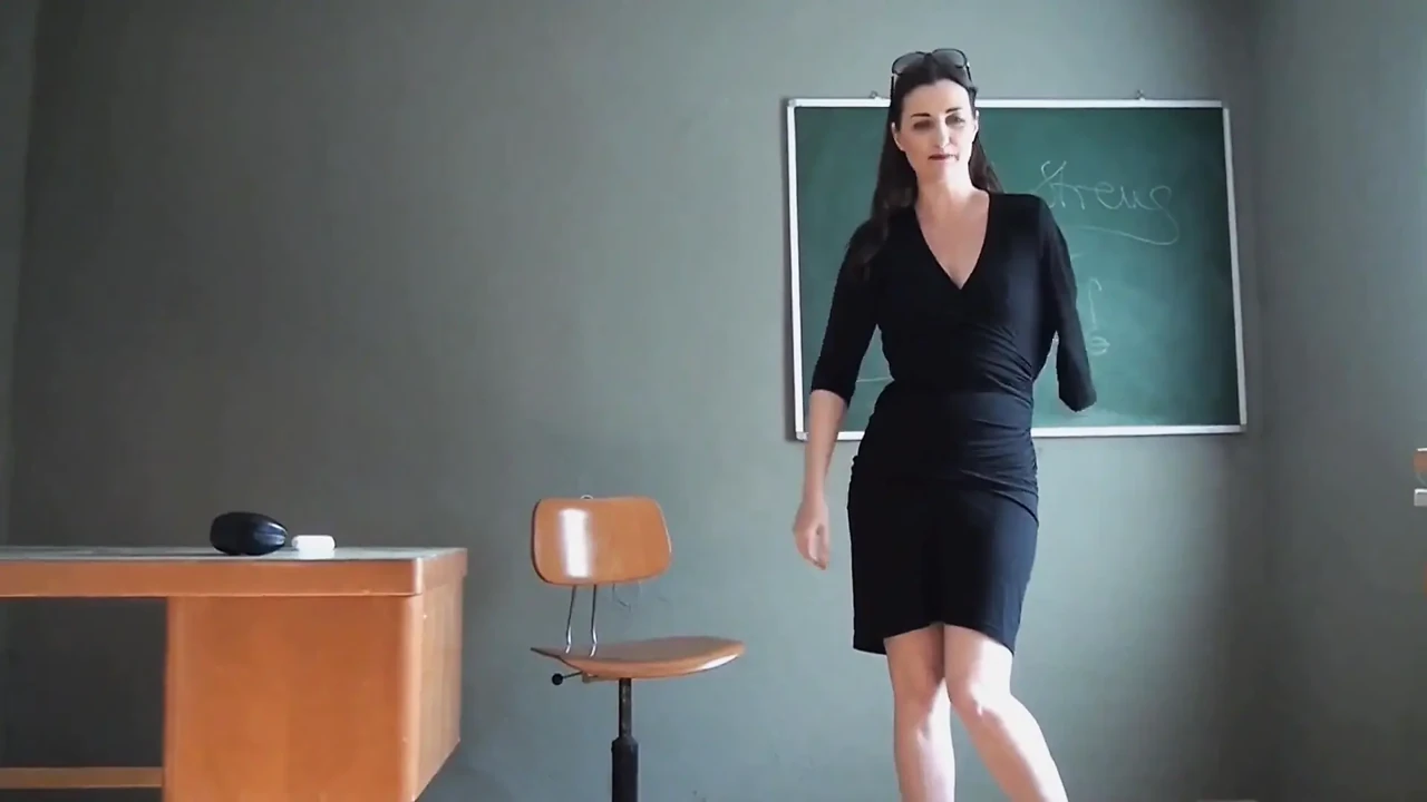 Kol ampute gibi görünen emlakçı profesyonel