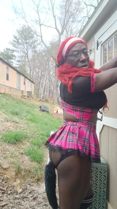 Tatlı külotum kolay erişim mmmmm onun yerine göt tıkacı olmak istemezsiniz.