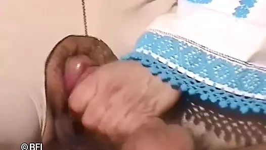 Olgun sürtük işi yapıyor