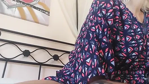 Üvey kız kardeşim patlayıcı bir sarışın! Siz izlerken taşaklarınız bile patlayacak