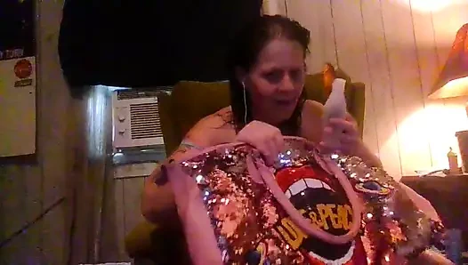 Çantamda erotik seks oyuncakları bulduğuma şaşırdım