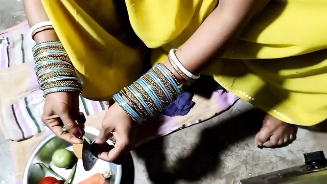 Arkadaşımın karısını sikiyorum - Bengalce ses - daha iyi bir deneyim için kulaklık kullanın