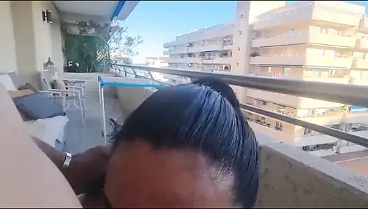 Marbella'da yasal balkon sikişi