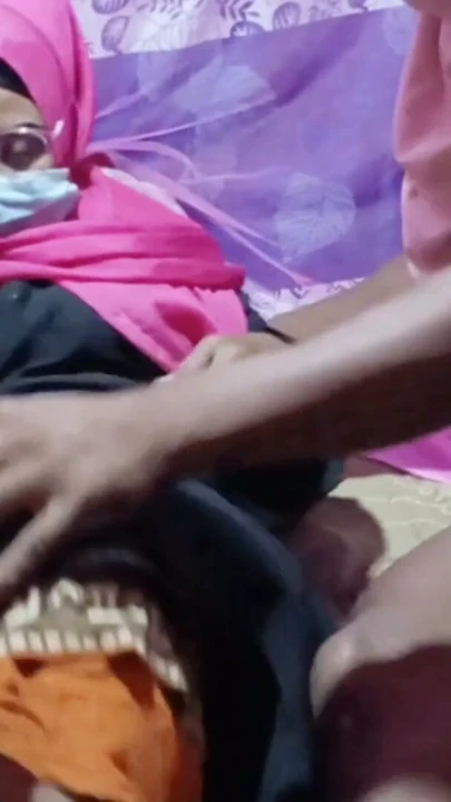 Puja'nın üçüncü gününün sabahında Bangladeşli bir adamın kız arkadaşıyla viral seksi videosu | Bölüm 1