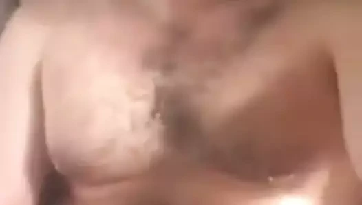 kendi ağzına boşalan