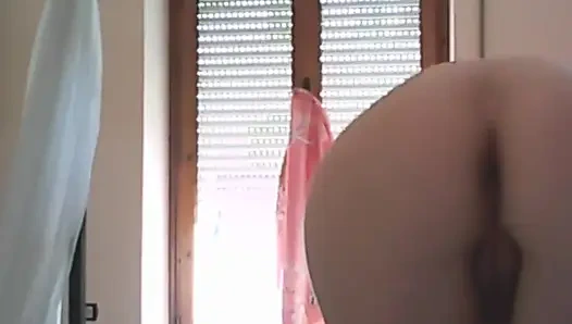 Şaplak! Terliğimle kendime şaplak atıyorum