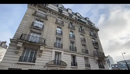 Büyük memeli azgın sarışın göt deliğinden büyük yarağı seviyor