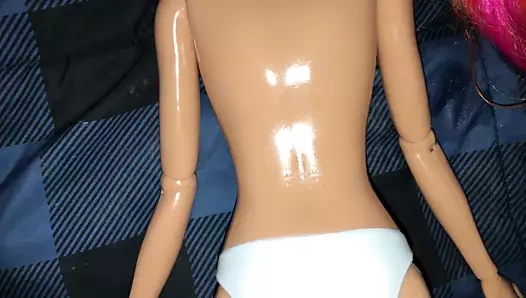 barbie 10 üzerinde Cum
