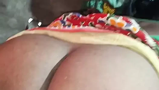 Hintli azgın evli kadın sikişiyor video xxx ateşli yenge