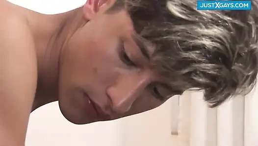 Gırtlağına kadar yarak