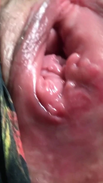 My Pussy Is Burning! Please Eat My Pussy.