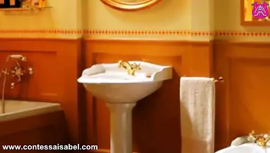 Yatak odasında yoğun bacak ve ayak ibadeti