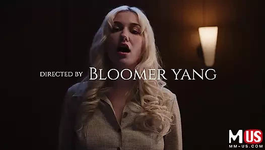 Sarışın orta yaşlı seksi kadın sky blue kocasını affet