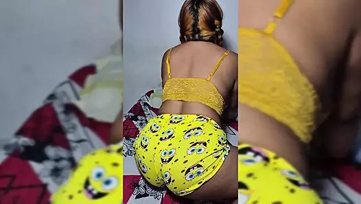 Karımı sikiyorum, umarım beğenir ve karımın şaplakıyla mastürbasyon yaparsınız.