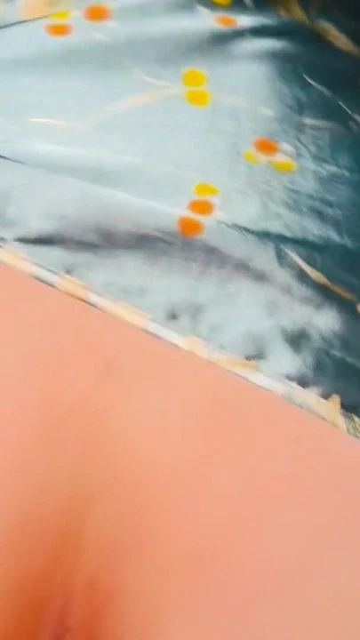 Kayınvalidemin yatağına tırmandı ve pençesini eline verdi ve sonra onu kansere soktu ve onu havaya uçurdu | Klip 1