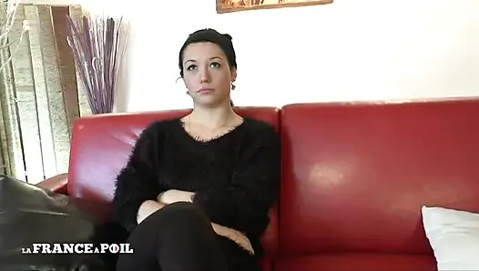 Azgın Camille'in ilk oyuncu seçme kanepesi, 19 yaşındaki genç kız