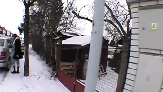 Manuela d - azgın komşu