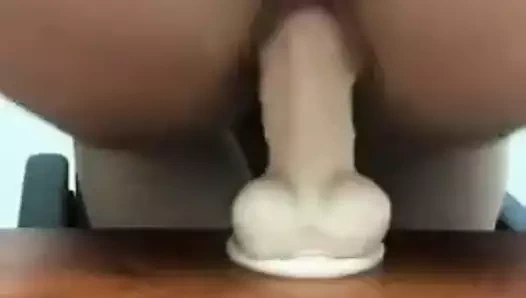 Çalış sıcak oyna