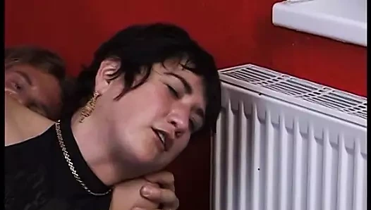 Olgun esmer onu sürme önce sarışın erkek horoz berbat