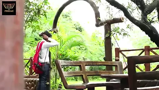 kız arkadaşıyla aşkı aldatmak