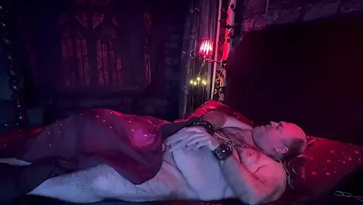 Bölüm 2:- Booboo Domina ve gecelik rutini ile kalıyor.