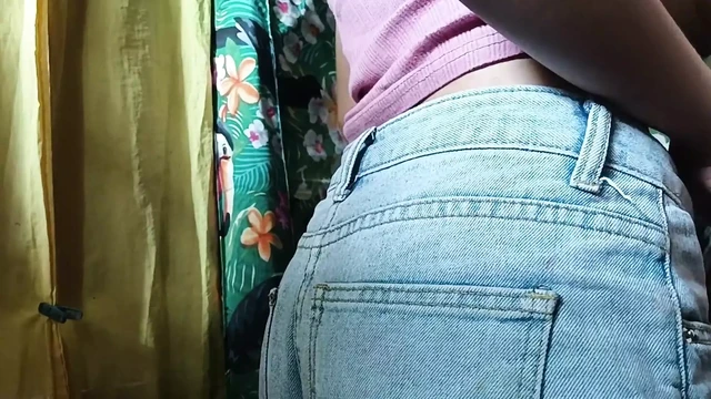 18-летняя филиппинка трахается