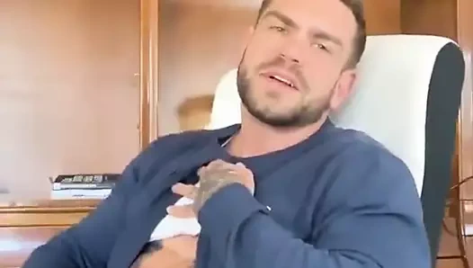Muscle baba kriko kapalı