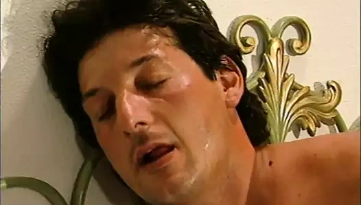 Siyah horoz derin sikikleri! (tam film)