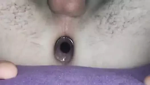 Kim sürtük karımı götünden sikmek istiyor?