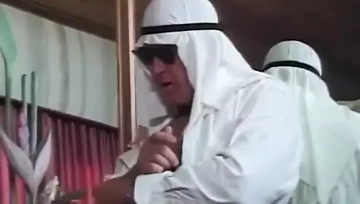 Seksi orta yaşlı seksi kadınlar göt deliğinden sikiliyor - dvd