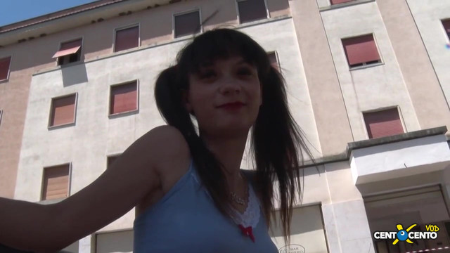 She doesn't go to college today (full movie centoxcento)