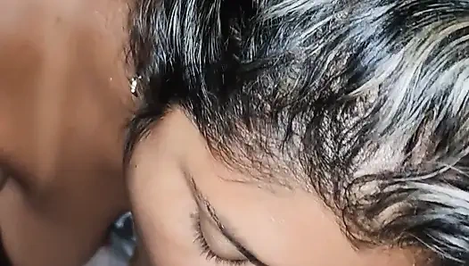 Hintli üvey anne Alydenalioficial, üvey oğlunun penisini emiyor, ta ki süt çıkana kadar