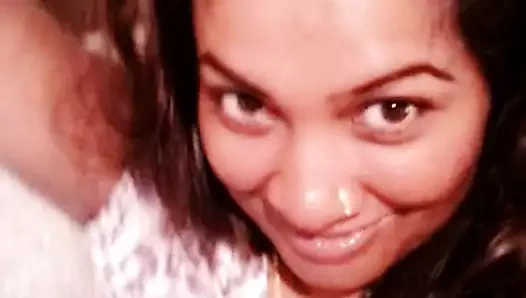 Malezyalı Hintli sürtük