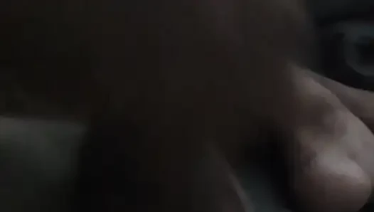 Hızlı bir elle muameleden uyandım